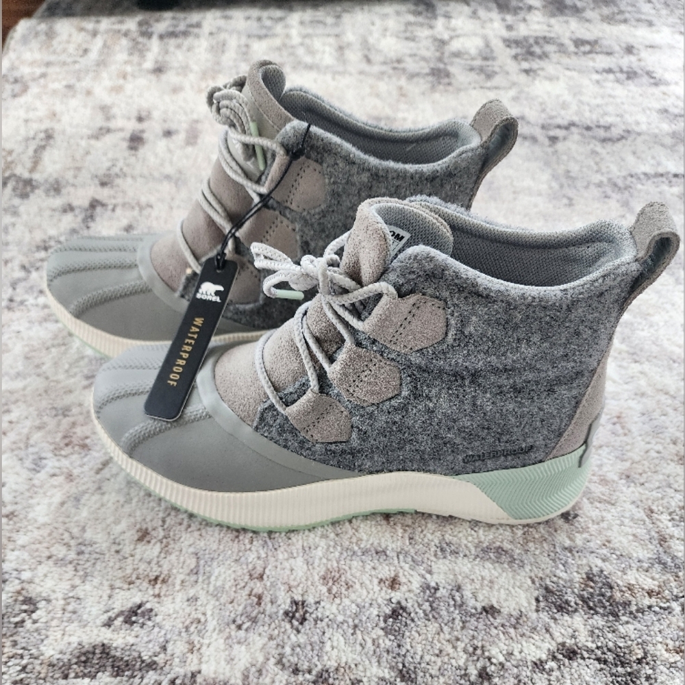 Sorel Gray Waterproof Women's Boots Out and About boots